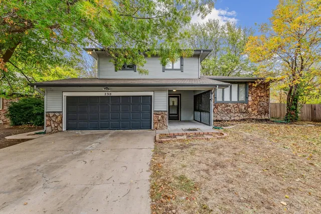 $199,900 | 2318 North Winstead Circle, Wichita, KS 67226