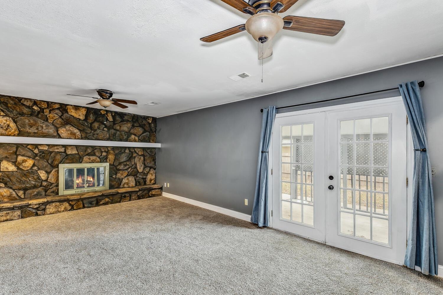 2318 North Winstead Circle Wichita, KS 67226 - Photo 12 of 34