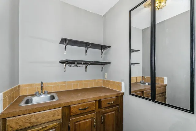 $199,900 | 2318 North Winstead Circle, Wichita, KS 67226