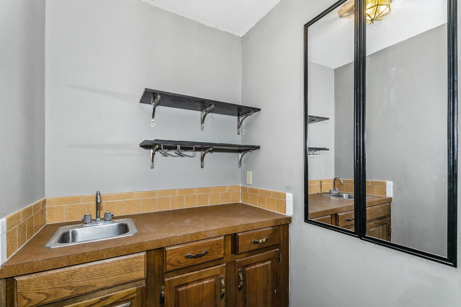 2318 North Winstead Circle Wichita, KS 67226 - Photo 15 of 34