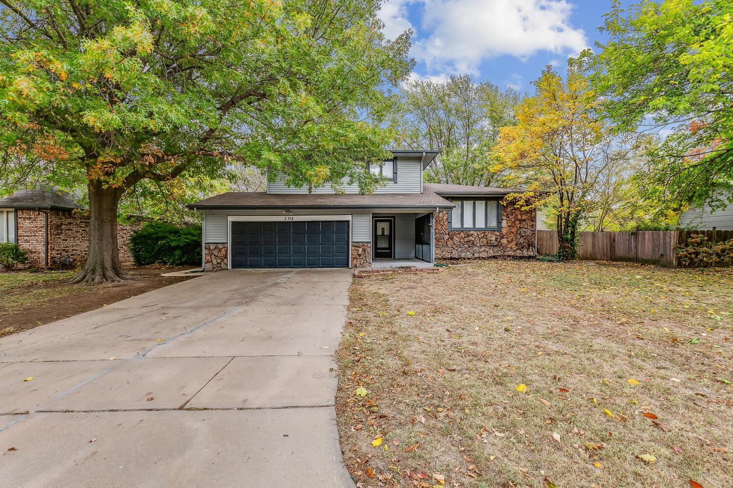 2318 North Winstead Circle Wichita, KS 67226 - Photo 2 of 34