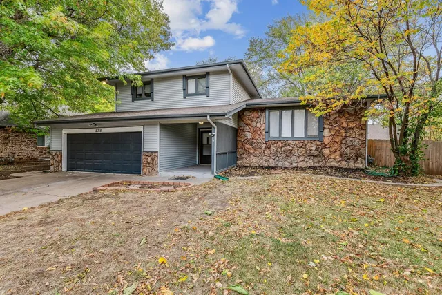 $199,900 | 2318 North Winstead Circle, Wichita, KS 67226