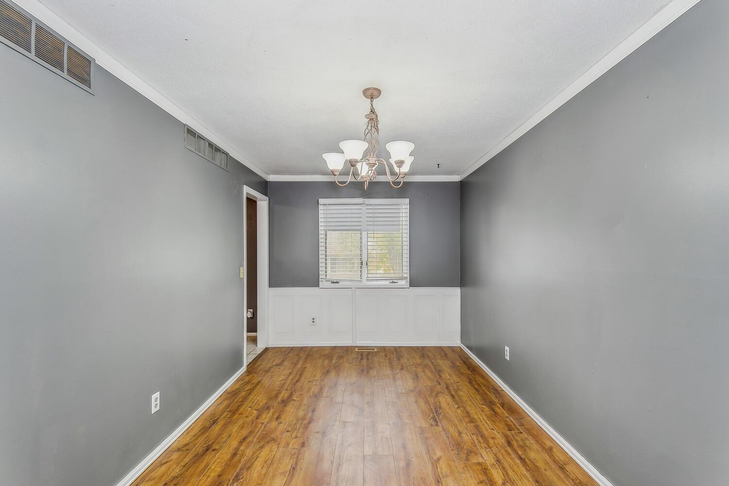 2318 North Winstead Circle Wichita, KS 67226 - Photo 7 of 34