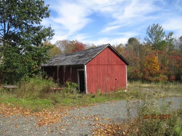 120 E Road Orange, MA 01364 - Photo 3 of 9