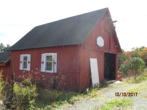 120 E Road Orange, MA 01364 - Photo 4 of 9