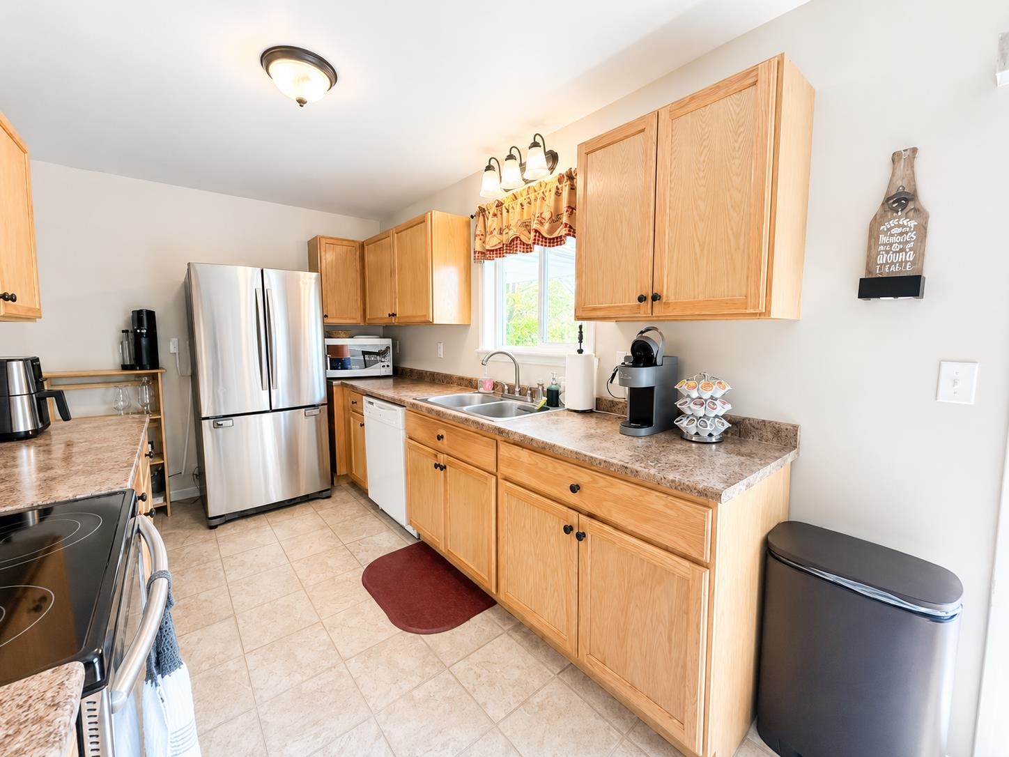 49 Jasper Street Berlin, NH 03570 - Photo 4 of 20