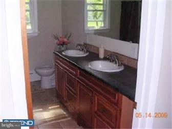 124 Middle Road Dublin, PA 18917 - Photo 4 of 10 Bathroom