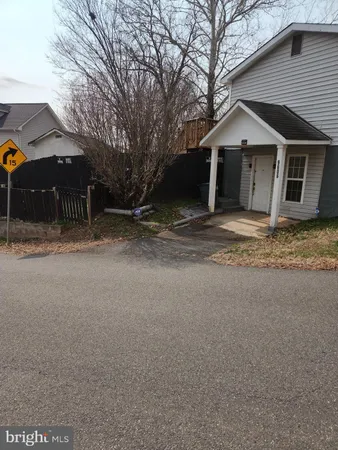 $1,150 | 9606 Jefferson Street, Manassas, VA 20110