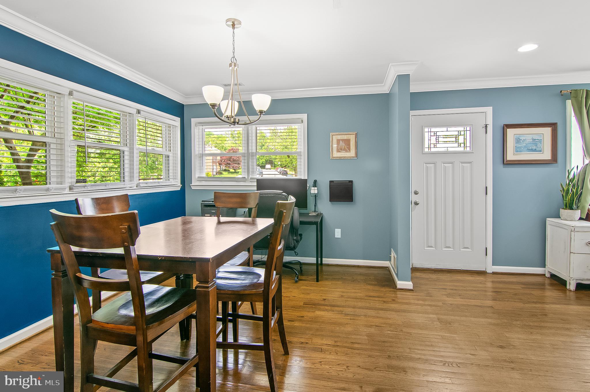 413 South Wickham Road Baltimore, MD 21229 - Photo 6 of 25