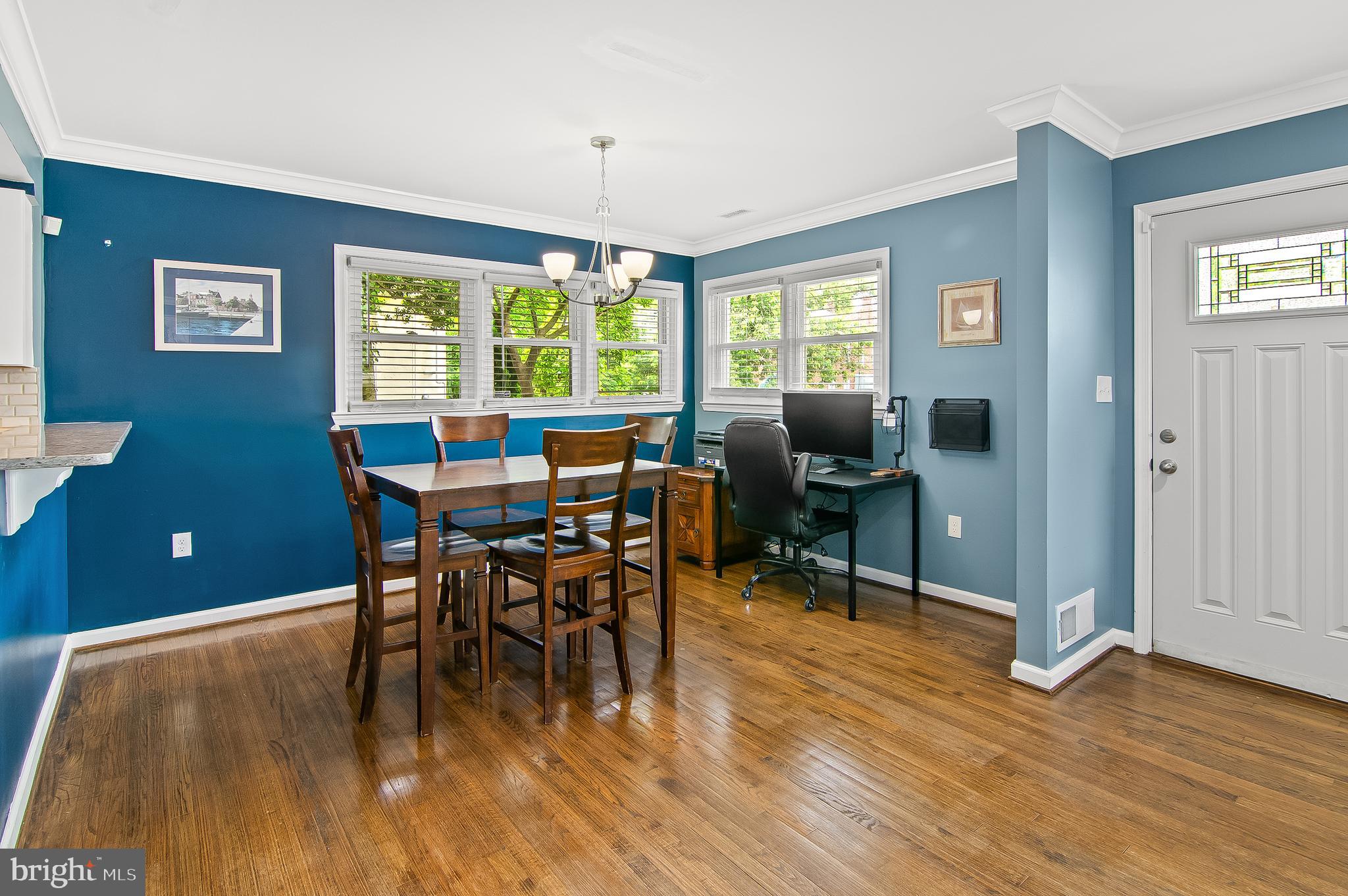 413 South Wickham Road Baltimore, MD 21229 - Photo 7 of 25