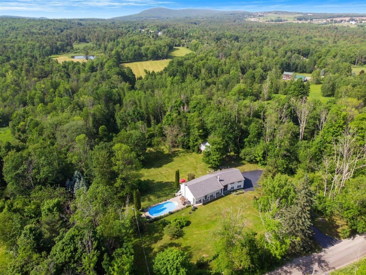 493 Nichols Road Fairfax, VT 05454 - Photo 31 of 40