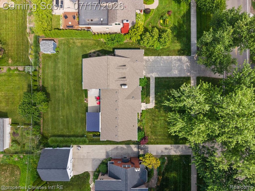 18244 Beverly Road Beverly Hills, MI 48025 - Photo 20 of 80