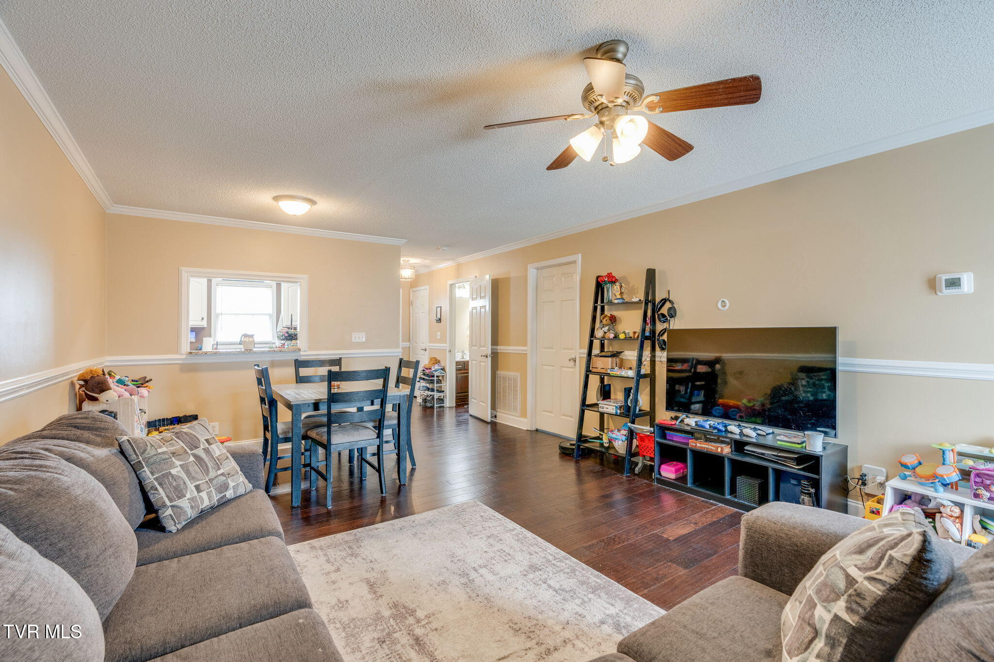 152 Gray Station Road, Unit 4 Gray, TN 37615 - Photo 7 of 31 006