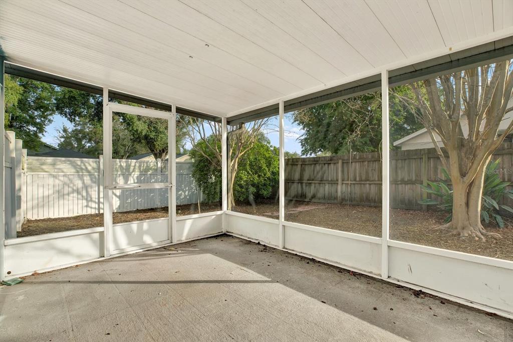 1712 Elk Spring Drive Brandon, FL 33511 - Photo 18 of 21