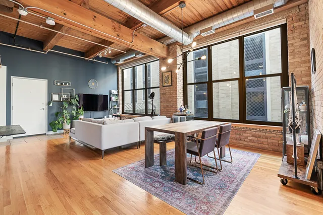 $495,000 | 1330 West Monroe Street, Unit 310, Chicago, IL 60607