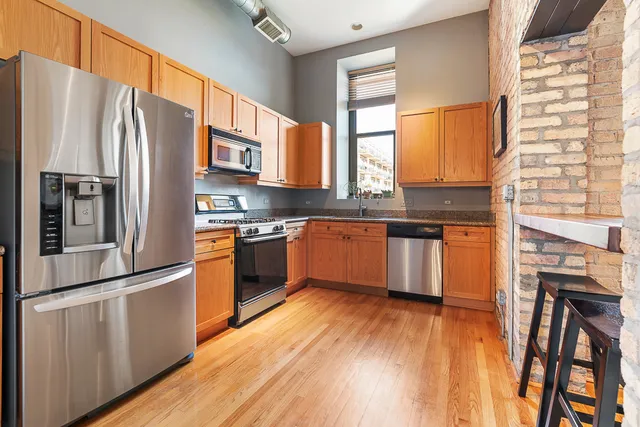 $495,000 | 1330 West Monroe Street, Unit 310, Chicago, IL 60607