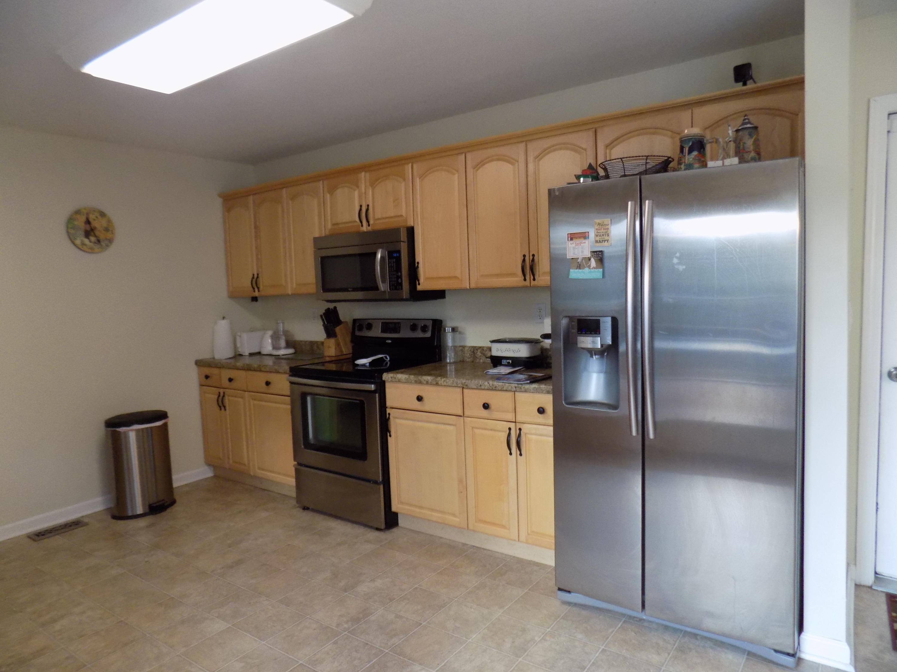 127 Huntington Lane Heiskell, TN 37754 - Photo 8 of 23 DSCN3520