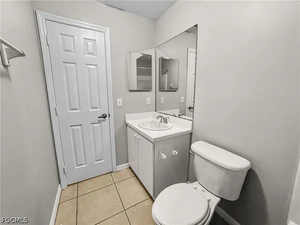$1,195 | 1321 Southeast 8th Avenue, Unit 5, Cape Coral, FL 33990