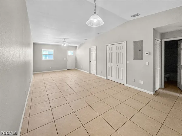 $1,195 | 1321 Southeast 8th Avenue, Unit 5, Cape Coral, FL 33990