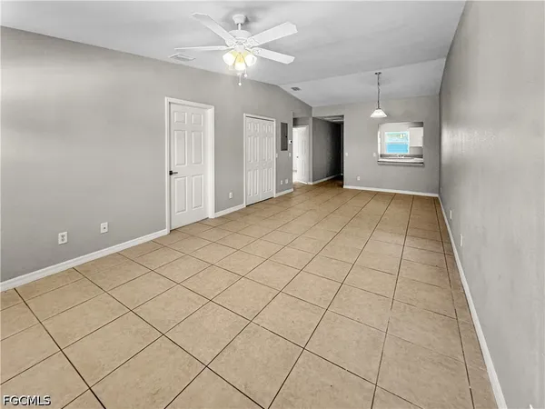 $1,195 | 1321 Southeast 8th Avenue, Unit 5, Cape Coral, FL 33990
