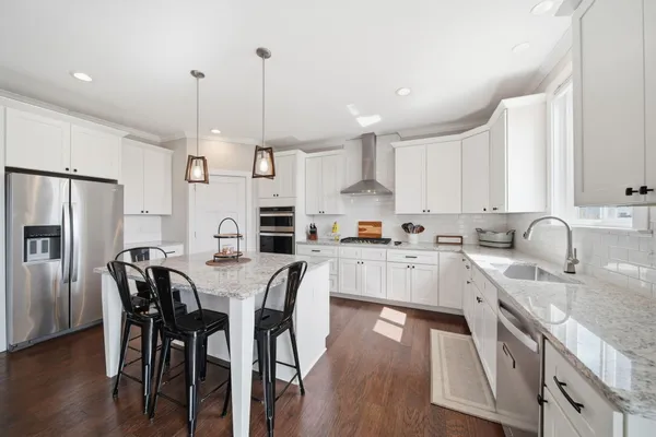 $624,900 | 2399 Walnut View Drive, Howell, MI 48855