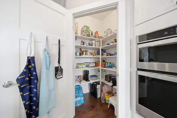 $624,900 | 2399 Walnut View Drive, Howell, MI 48855