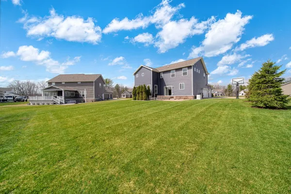 $624,900 | 2399 Walnut View Drive, Howell, MI 48855