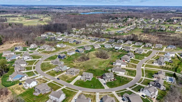 $624,900 | 2399 Walnut View Drive, Howell, MI 48855