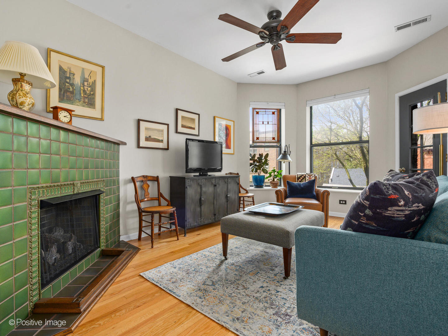 1309 West Foster Avenue, Unit 2W Chicago, IL 60640 - Photo 3 of 15