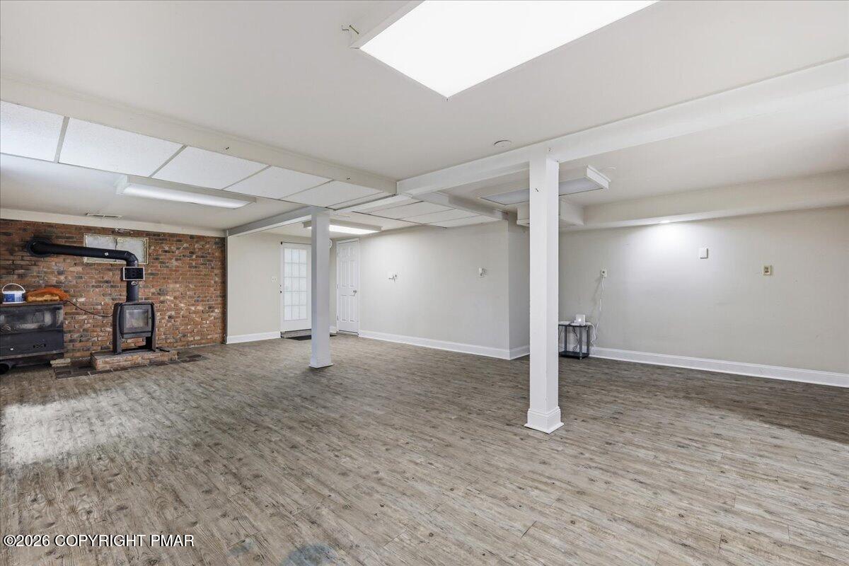706 Foxtown Hill Road Stroudsburg, PA 18360 - Photo 23 of 34 Family Room