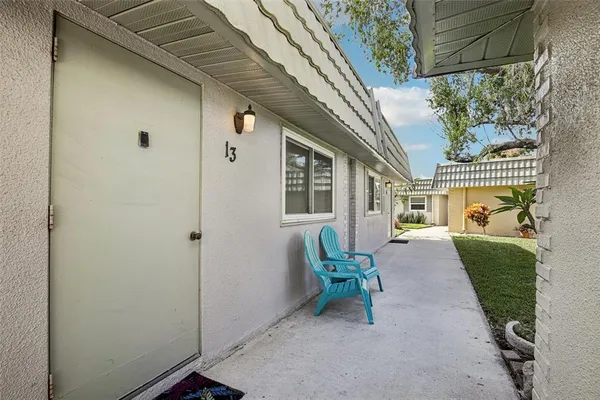 $89,900 | 201 Kings Boulevard, Unit 13, Sun City Center, FL 33573