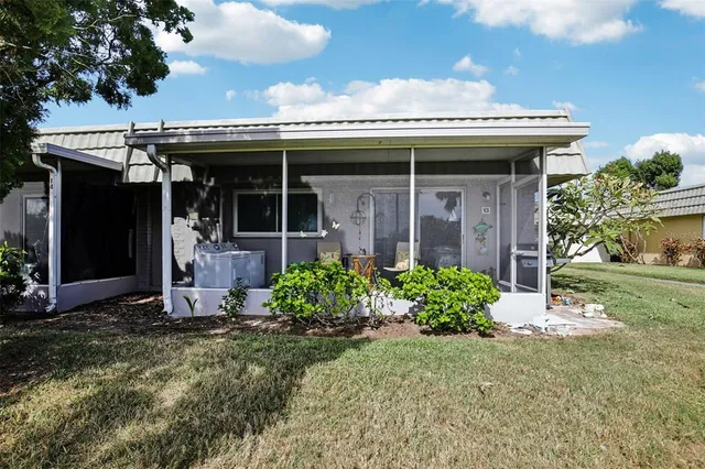 $115,000 | 201 Kings Boulevard, Unit 13, Sun City Center, FL 33573