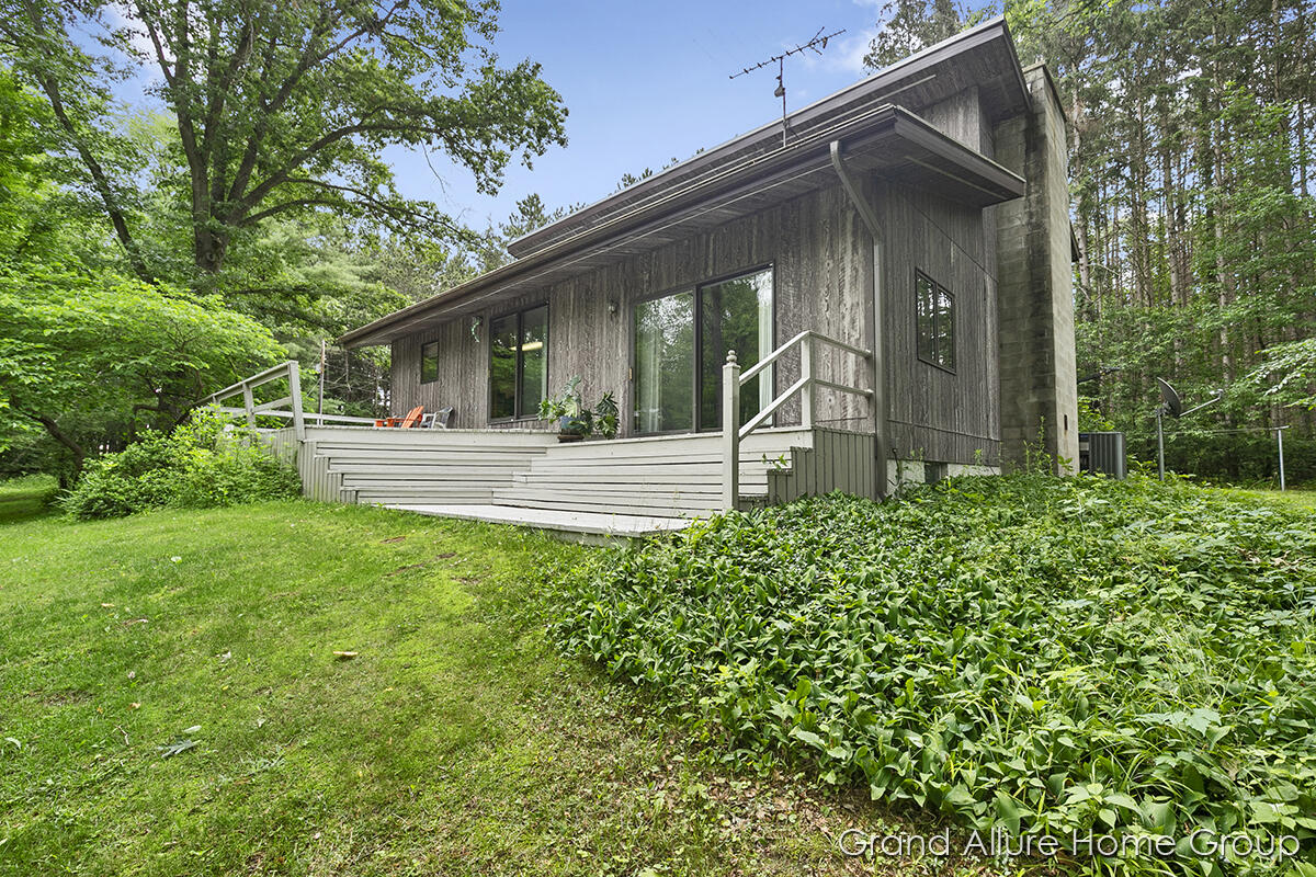 5855 Miles Road Northwest Stanton, MI 48888 - Photo 1 of 43 IMG_1003