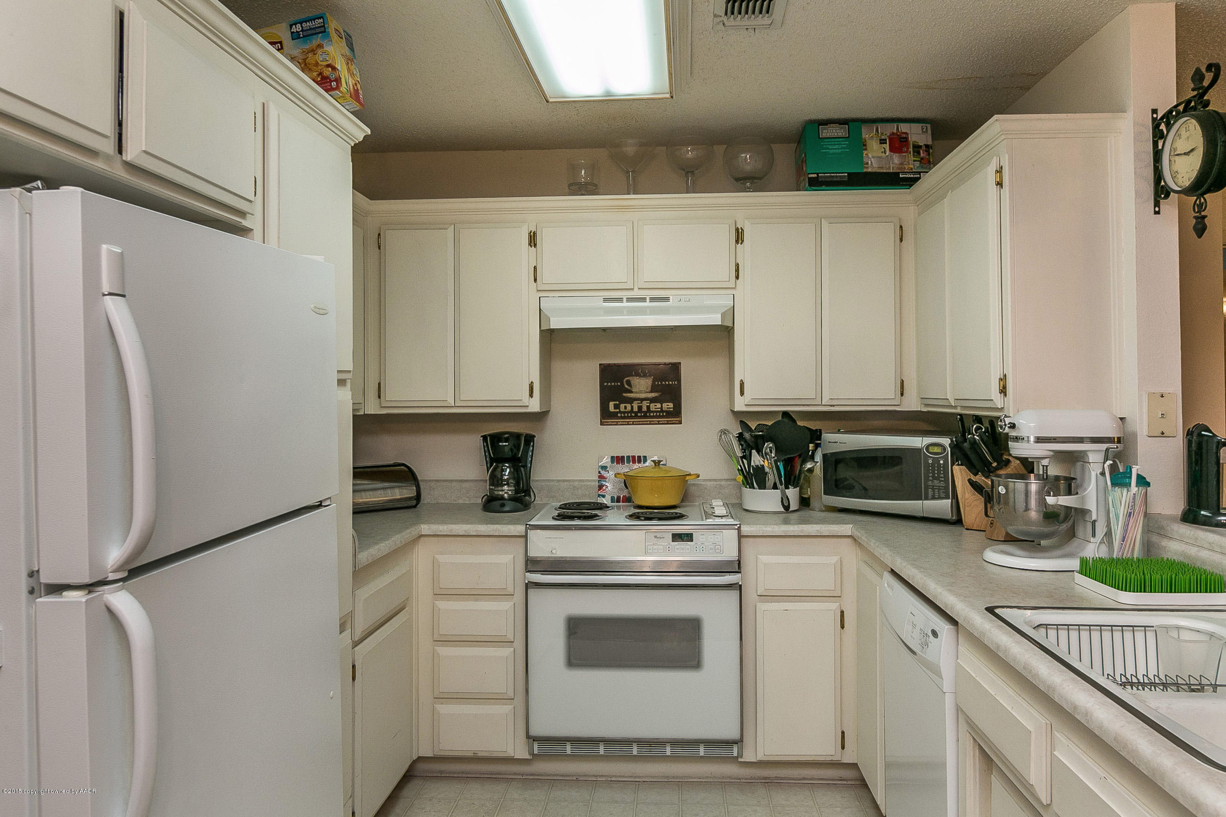 1000 Sterling Drive Amarillo, TX 79110 - Photo 6 of 17 Kitchen 1