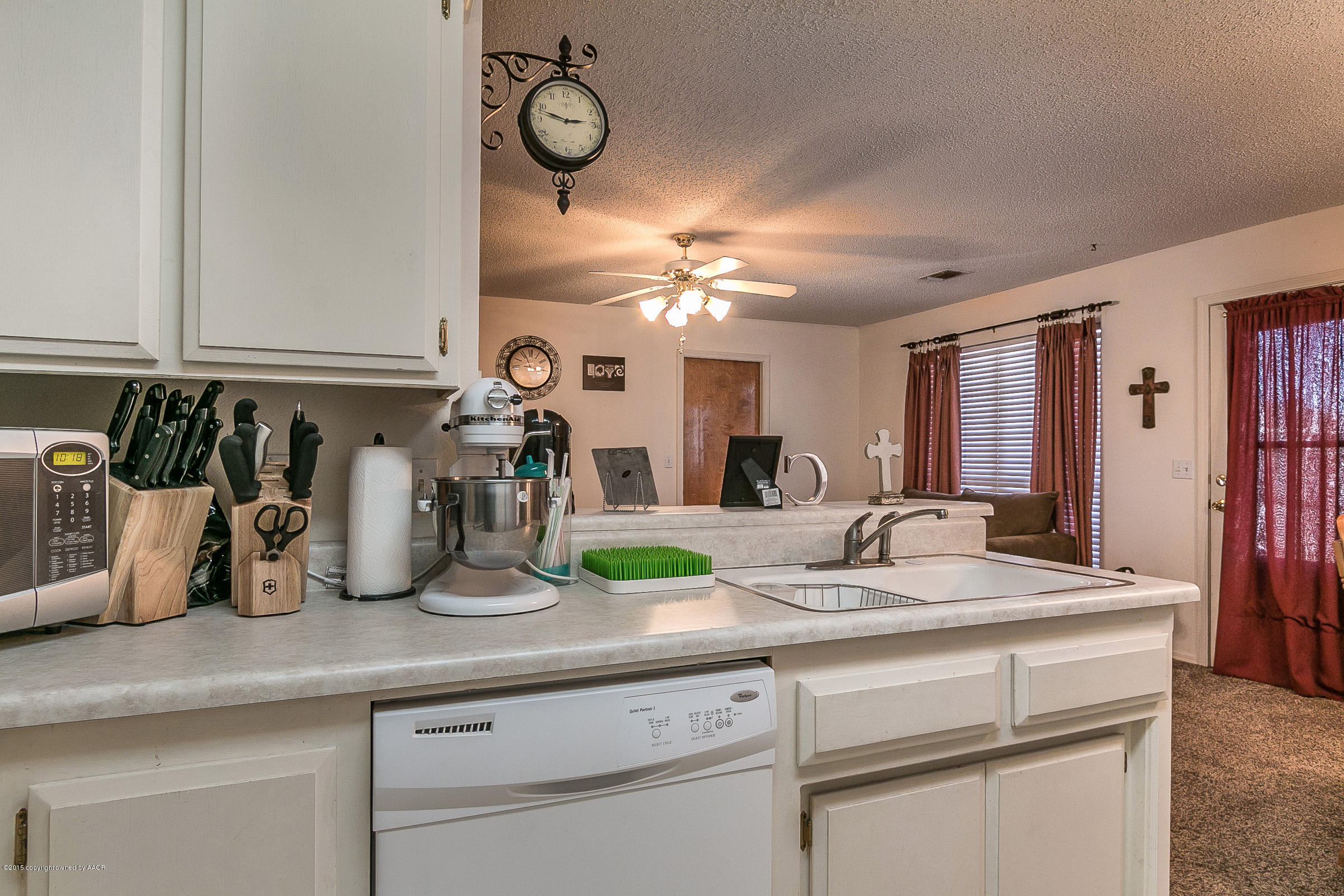 1000 Sterling Drive Amarillo, TX 79110 - Photo 7 of 17 Kitchen 2