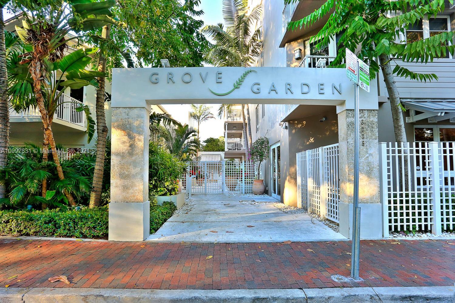 3540 Main Highway, Unit 308 Coconut Grove, FL 33133 - Photo 2 of 20