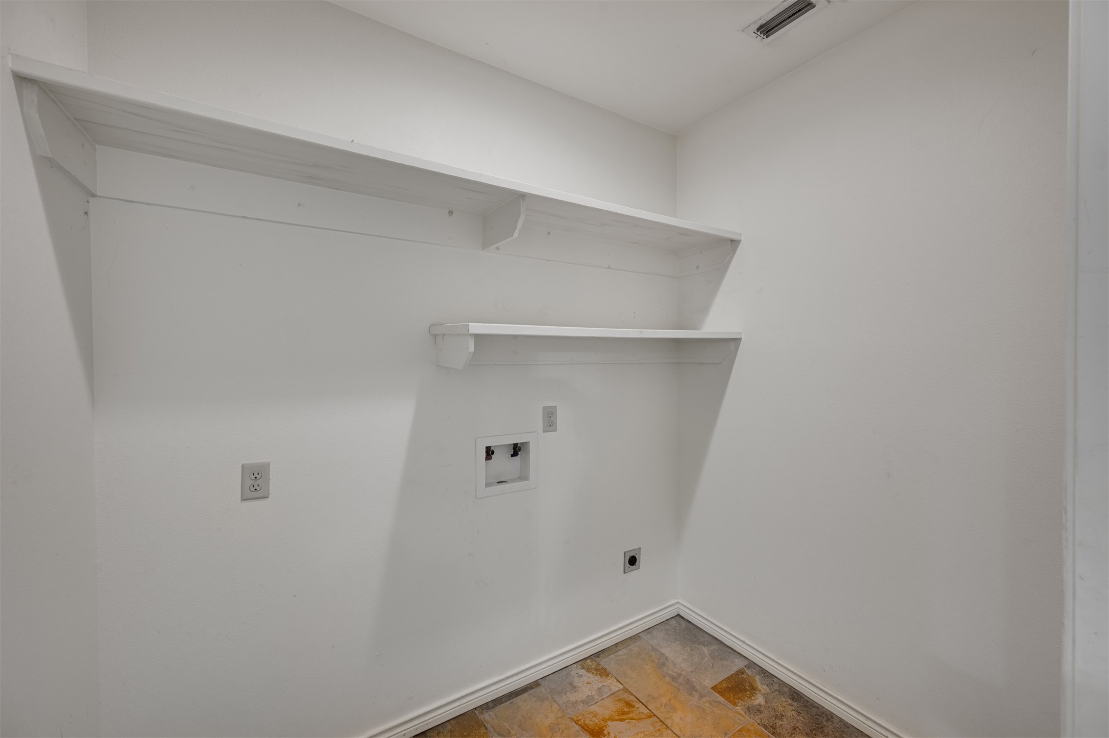531 County Road 3501 Cuney, TX 75759 - Photo 12 of 30 Great size laundry room with gas and electric dryer connections