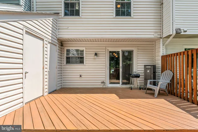 $2,500 | 7656 Stana Court, Lorton, VA 22079