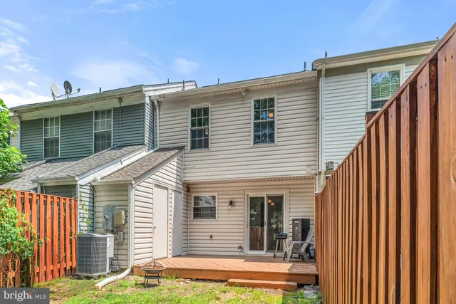 $2,500 | 7656 Stana Court, Lorton, VA 22079