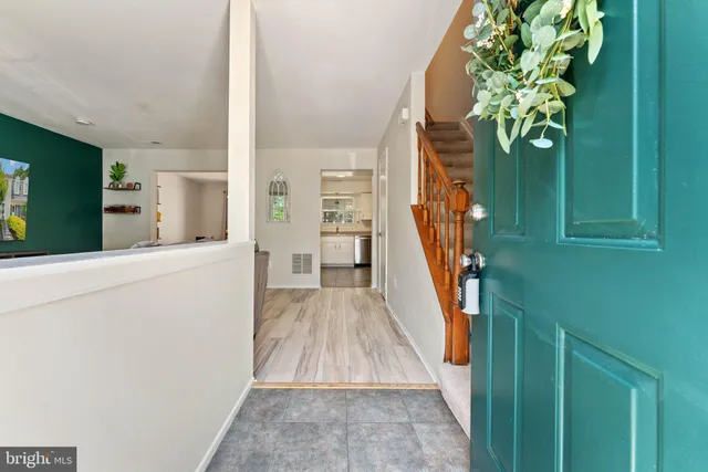 $2,500 | 7656 Stana Court, Lorton, VA 22079