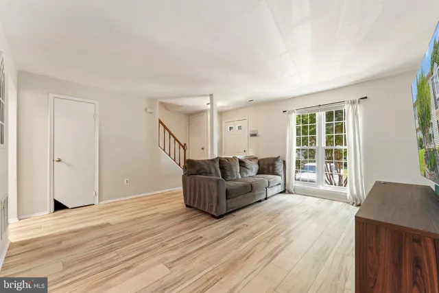 $2,500 | 7656 Stana Court, Lorton, VA 22079