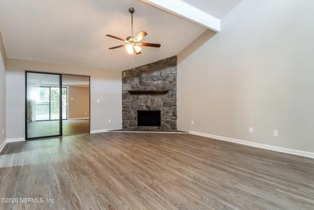 $2,420 | 11665 Summer Tree Road North, Jacksonville, FL 32246