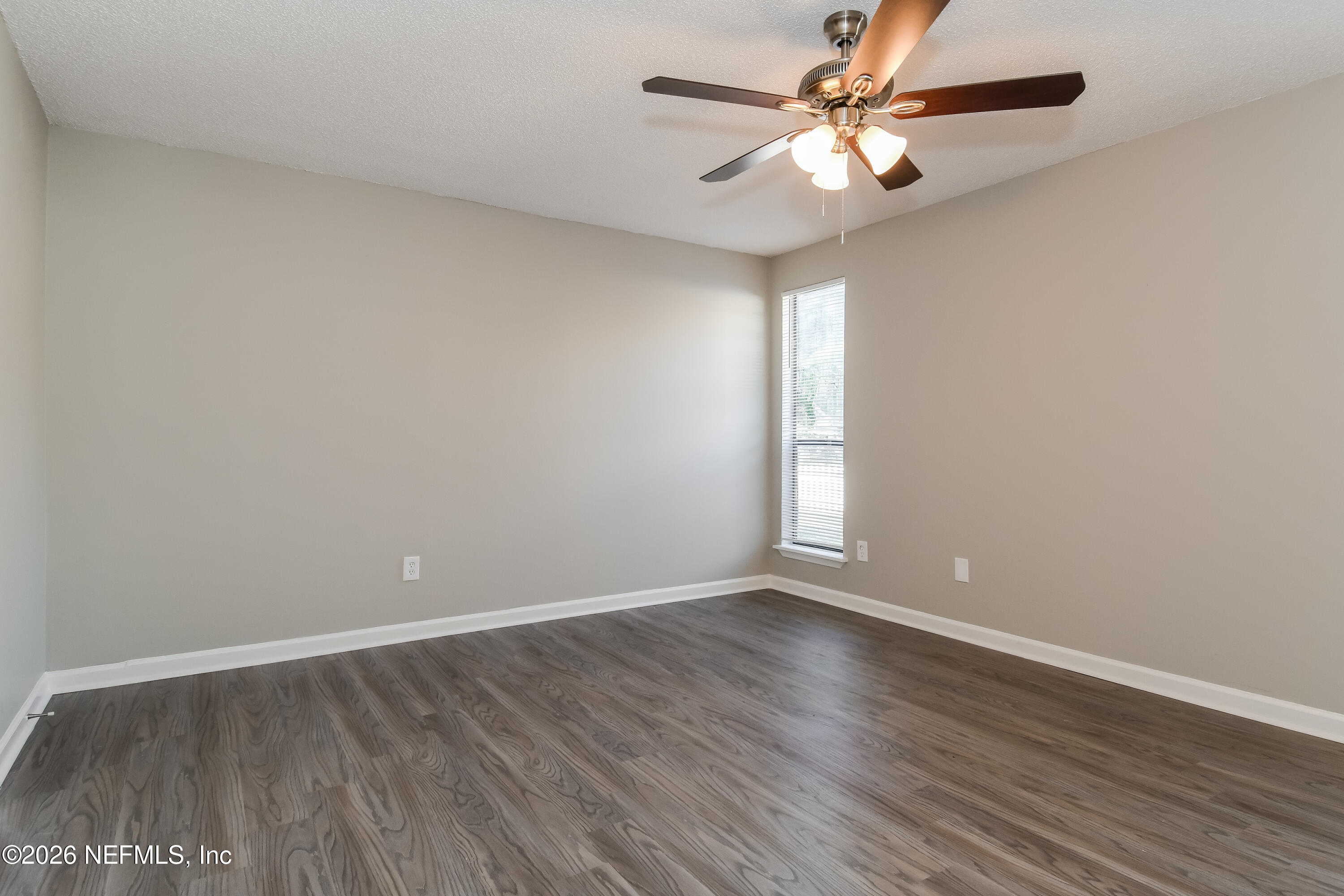 11665 Summer Tree Road North Jacksonville, FL 32246 - Photo 8 of 16 008-photo-primary-bedroom-8699126