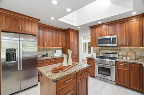 $3,698,000 | 1315 Bright Oaks Court, Los Altos, CA 94024