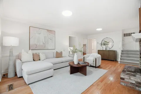 $3,698,000 | 1315 Bright Oaks Court, Los Altos, CA 94024