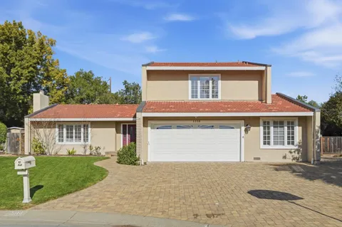 $3,698,000 | 1315 Bright Oaks Court, Los Altos, CA 94024