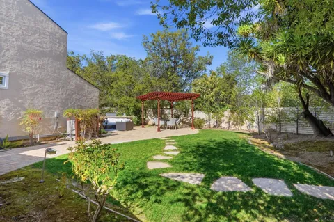 $3,698,000 | 1315 Bright Oaks Court, Los Altos, CA 94024