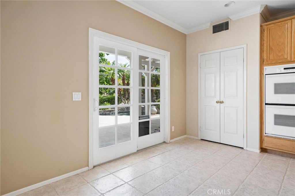 25716 Hood Way Stevenson Ranch, CA 91381 - Photo 14 of 63