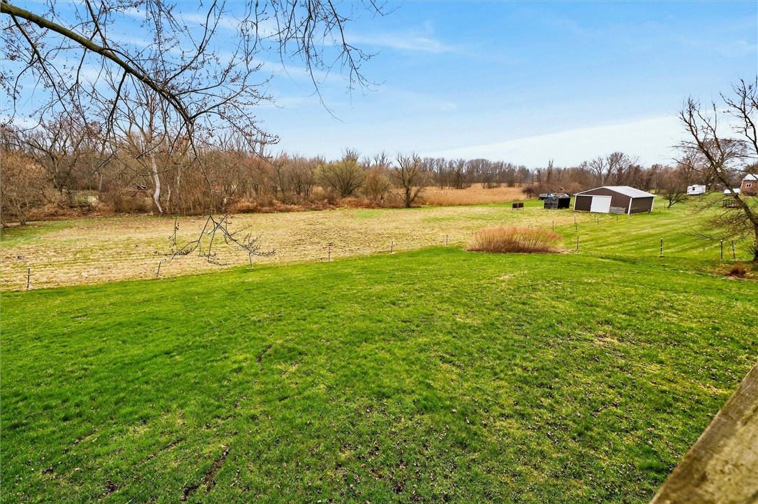 2085 Pinnacle Road Henrietta, NY 14543 - Photo 11 of 50