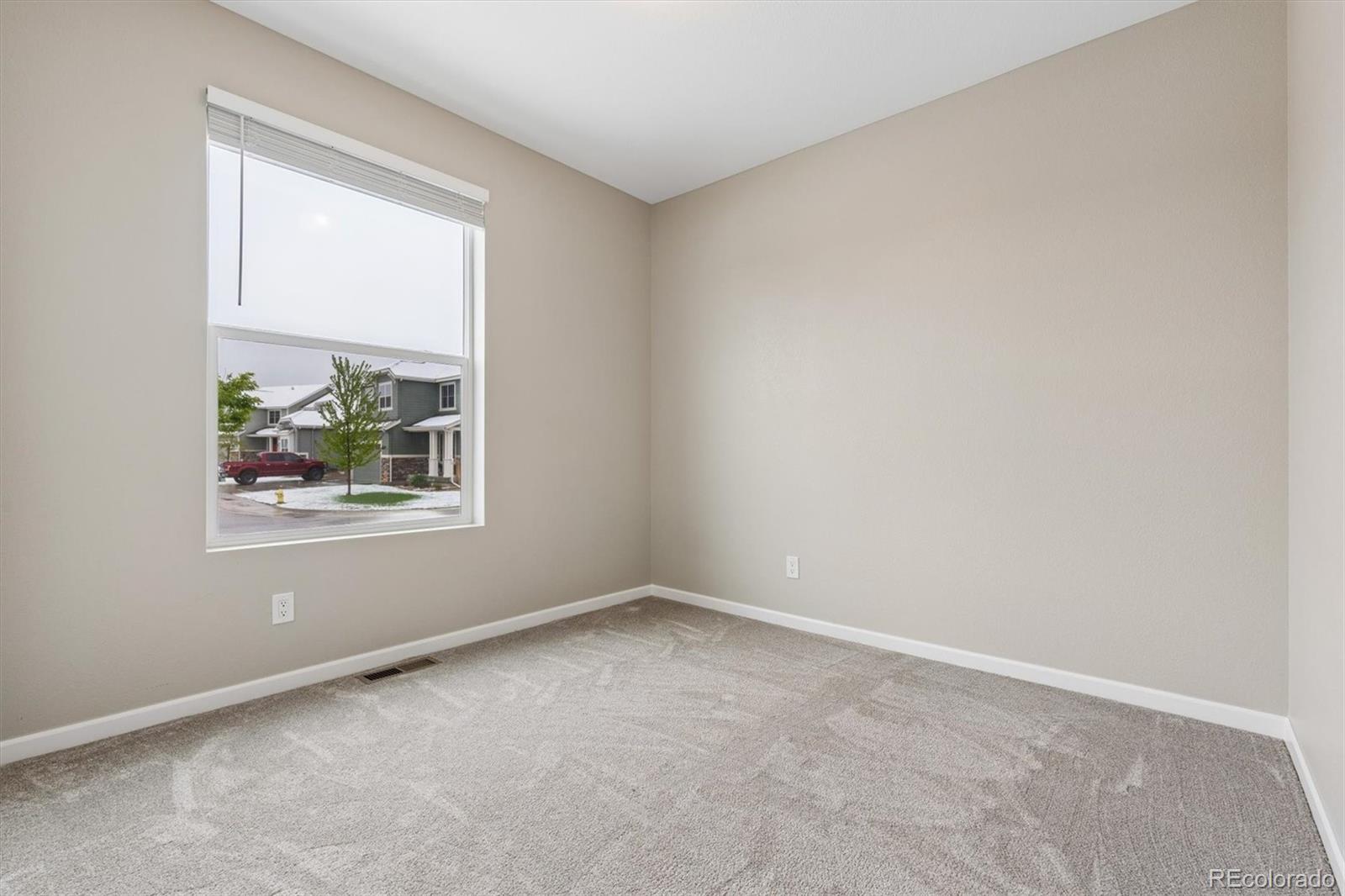 503 Country Road Berthoud, CO 80513 - Photo 12 of 20 Gallery Image 12